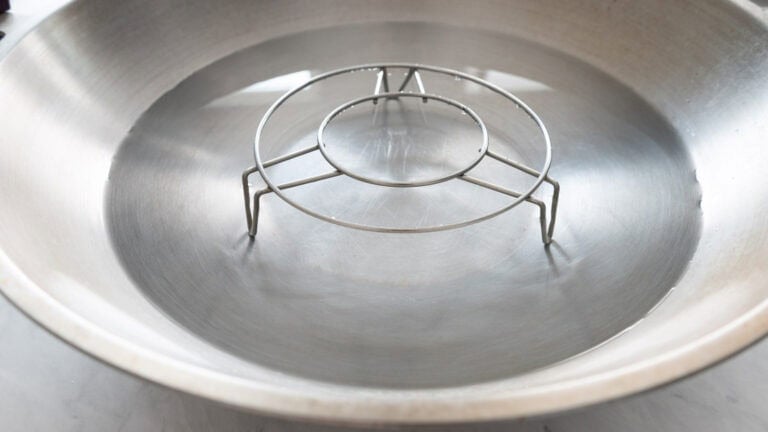 Steaming Rack in Wok